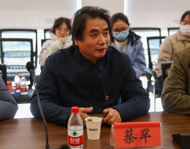 特殊的笔记,陈洪标用两幅百米书法长卷礼赞建党百年 特殊的笔记,陈洪标用两幅百米书法长卷礼赞建党百年